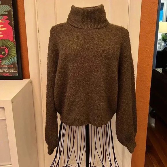 NWT RVCA Farewell Sweater-Sz M - Picture 1 of 9